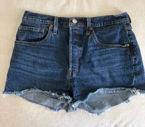 Levis 501 blue dark wash shorts thumbnail 1