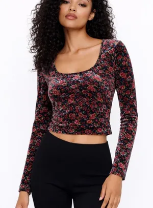 Natural Life Womens Danielle Velvet Floral Crop Top M Cottagecore Fairy Y2K NEW thumbnail 1