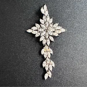 Silver And Rhinestone Cross Necklace Pendent thumbnail 3