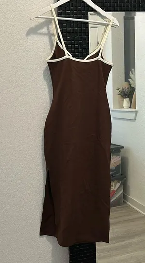 Abercrombie and Fitch brown body con spaghetti strap mid length dress thumbnail 3