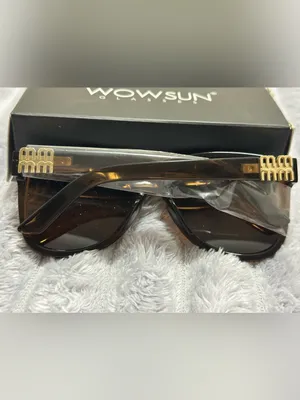 Tortoiseshell Women's Sunglasses with Gold Accents - Brown Lenses thumbnail 4