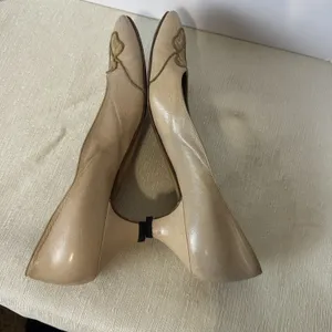 Bally Vintage Pumps Cream Leather Womens Shoes Size 7.5N Italy Snakeskin‎ Blush thumbnail 5