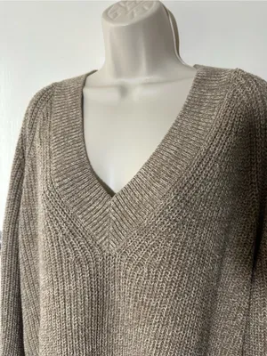 a new day Taupe V-Neck Chunky Knit Sweater thumbnail 6