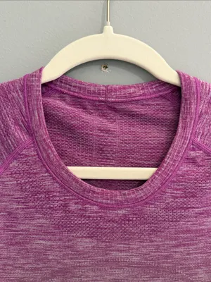 Lululemon Swiftly Tech Short Sleeve Crew Heathered Purple / Magenta Mix Size 6 thumbnail 3