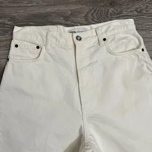Zara The Petit Women Off White‎ Tapered High Rise Relaxed Fit Boho Jeans Size 6 thumbnail 5