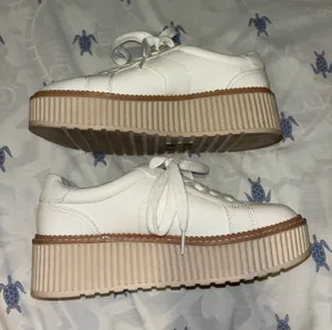 DV by Dolce Vita Sneakers thumbnail 1