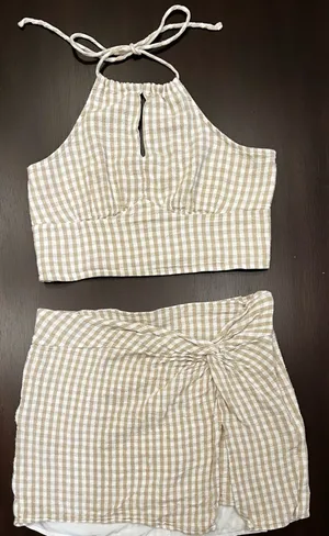 Hollister Set Two-Piece Skirt Gingham Top thumbnail 1