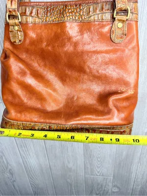 Vintage Brahmin brown leather tooled shoulder bag purse 10 “ alligator print thumbnail 8