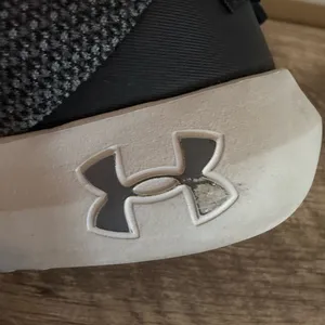 Under Armour Ripple Mesh Fly Knit Sneakers Women’s Size 9 Gray Black thumbnail 7