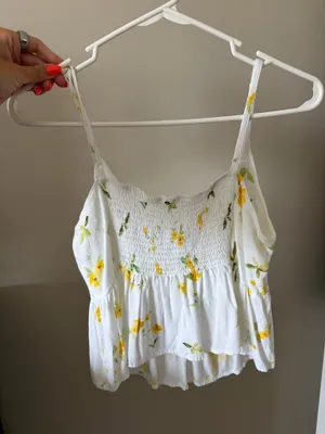 LA Hearts Floral top thumbnail 2