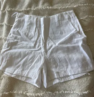 Bamboo Blonde linen shorts White Size 12 thumbnail 1