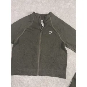 gymshark vital seamless warm jacket Medium Green thumbnail 3