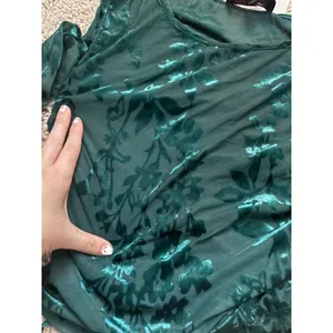 Velvet Burnout Ruched Top Emerald Green Floral Sheer Mesh Shyanne XS Holiday thumbnail 2