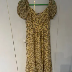 Mimi Chica Yellow Puff Sleeve Sundress thumbnail 7
