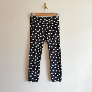 Outdoor Voices | Polka Dot Ankle Athletic Leggings in Black, Size‎ Small thumbnail 4