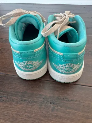 Nike Women’s Air Jordan Low Sanddrift/Washed Teal Sail sneakers Size 7.5 thumbnail 3