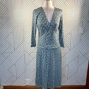 Boden‎ Jersey Floral Faux Wrap V-Neck Dress WH148 thumbnail 3