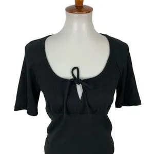 J. Crew‎ Women’s Top Medium Black Short Sleeve thumbnail 2
