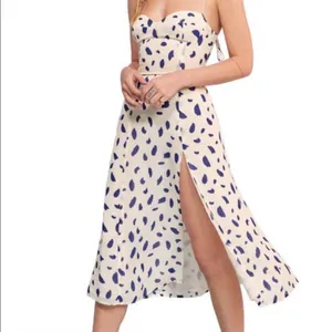 Reformation Juliette Slit Midi Dress in Dalmatian White‎ Blue Size 6 thumbnail 2