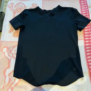 Lululemon top - black thumbnail 1