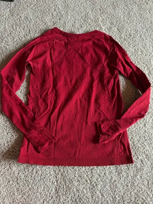 Athleta long sleeve thumbnail 2