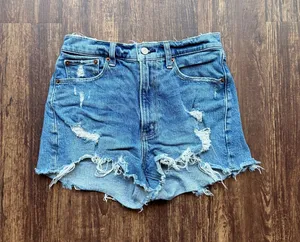 Abercrombie & Finch Women’s The Mom Short - High Rise Distressed Denim-Size 26/2 thumbnail 1