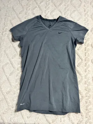 Large Nike combat grey vneck short sleeve thumbnail 2