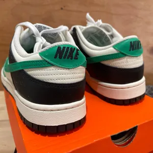 Nike Dunk Low IB4363-113 Women size 11 thumbnail 4