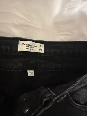 Abercrombie and fitch straight jeans thumbnail 3