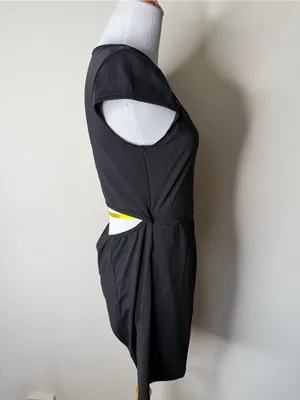 Halara Black Airy U-Neck Cap Sleeve Easy Peezy Romper NWT M thumbnail 8