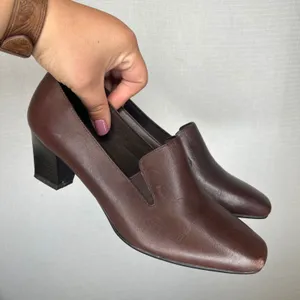 Naturalizer Womens 8W Brown Leather Square Toe Block Heel Loafer Pumps thumbnail 1