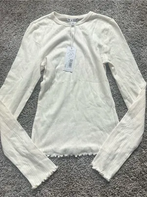 DAZE Cream Ribbed Long-Sleeve Crew Top with Lettuce Hem thumbnail 2