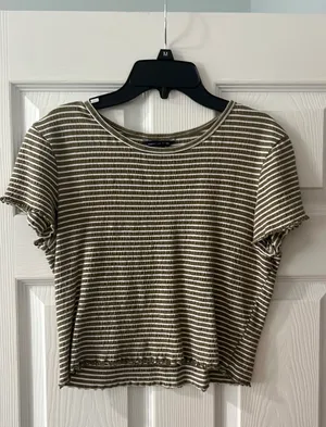 American Eagle Green and White Baby Tee, Size Small thumbnail 1