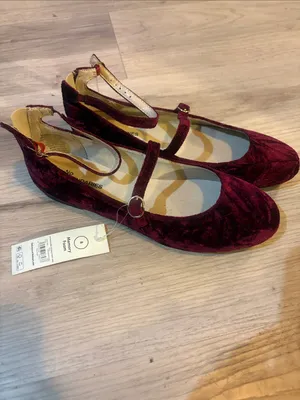 No Boundaries Burgundy Velvet Mary Jane Flats size 8 new thumbnail 5
