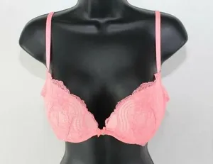 ladies victoria's secret bra size 34C thumbnail 1