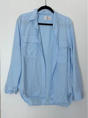 Aritzia Babaton Women’s Utility Shirt Vintage Villa Blue Size Medium thumbnail 1