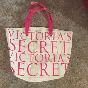 Victoria secret bag new 😘❤️ thumbnail 1