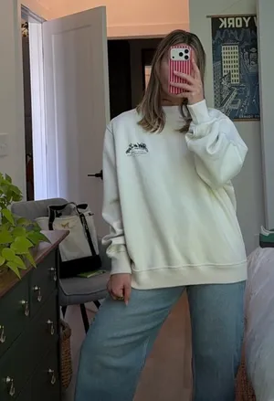 Abercrombie Embroidered Crewneck Sweatshirt thumbnail 3