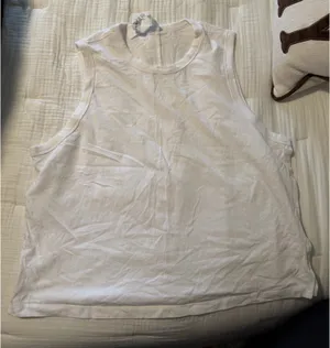 Lululemon Tank thumbnail 1