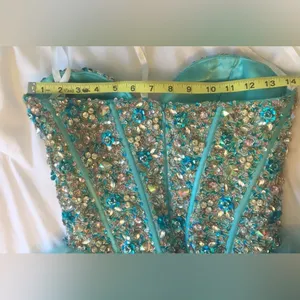 Terani couture 💃🏻PROM DRESS💃🏻SWEET 16 size 4 thumbnail 7