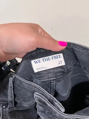 Free People Low Maintenance Mid-Rise Crop Boot Jeans Black Size 29 EUC thumbnail 11