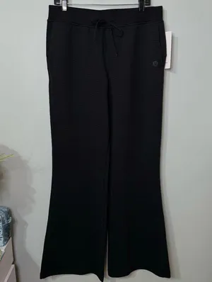 Lululemon Textured High Rise Flared Track Pant Black Size 12 NWT thumbnail 8