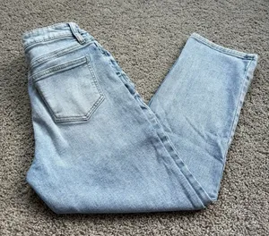 Studio Blue Straight Leg Light Wash Jeans Size 27 Flaws thumbnail 1