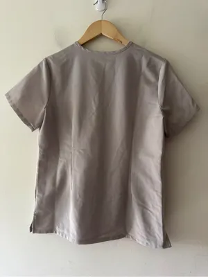 FIGS Scrub Top Boulder Tan V Neck Catarina One Pocket Technical Collection thumbnail 4