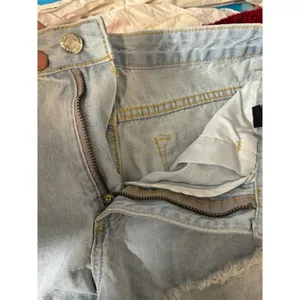 SheIn Women’s Distressed Denim Shorts Size Small Light Wash High Rise Frayed Hem thumbnail 4