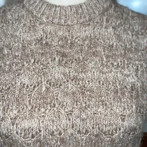 Universal Threads Super Cute Pointelle Sweater Vest! thumbnail 3