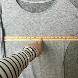Asics Women's Large Heather Gray Long Sleeve athletic‎ Tee shirt thumbnail 4