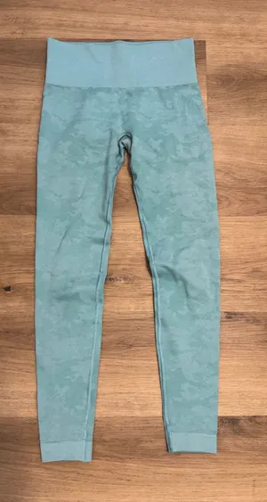 Gymshark Leggings Seamless thumbnail 1