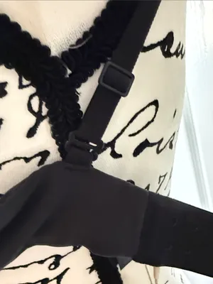 SKIMS Fits Everyone T-Shirt Bra in Onyx thumbnail 4
