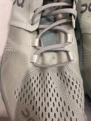 On Cloudstratus Running Shoes Light Gray Size  7.5 thumbnail 7
